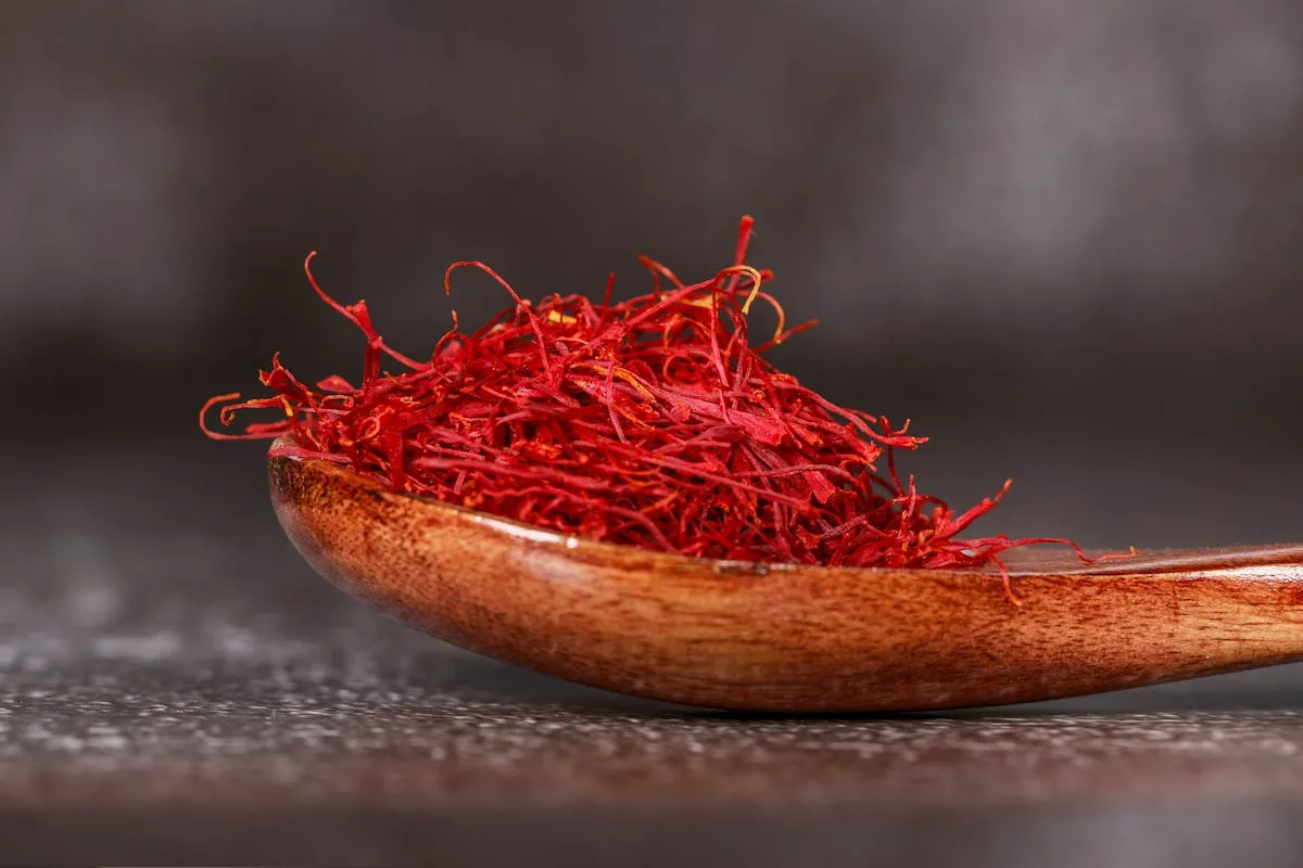 Saffron threads, the spice whose crocin and safranal compounds show antidepressant-comparable effects in trials.